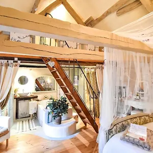 2* Couette-café Le Petit Coin De Charme